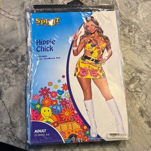 Spirit Yellow Floral Hippie Chick Two-Piece Costume with Black Belt